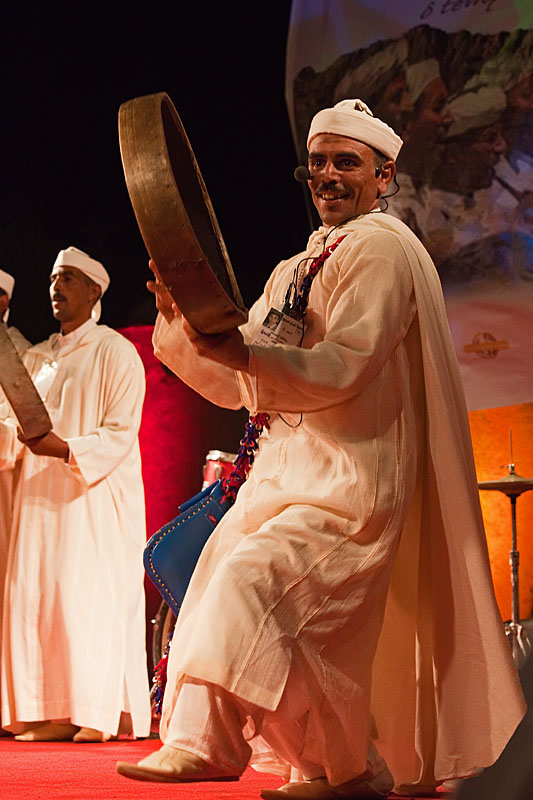  Playing the bendir   Imilchil music festival   Morocco